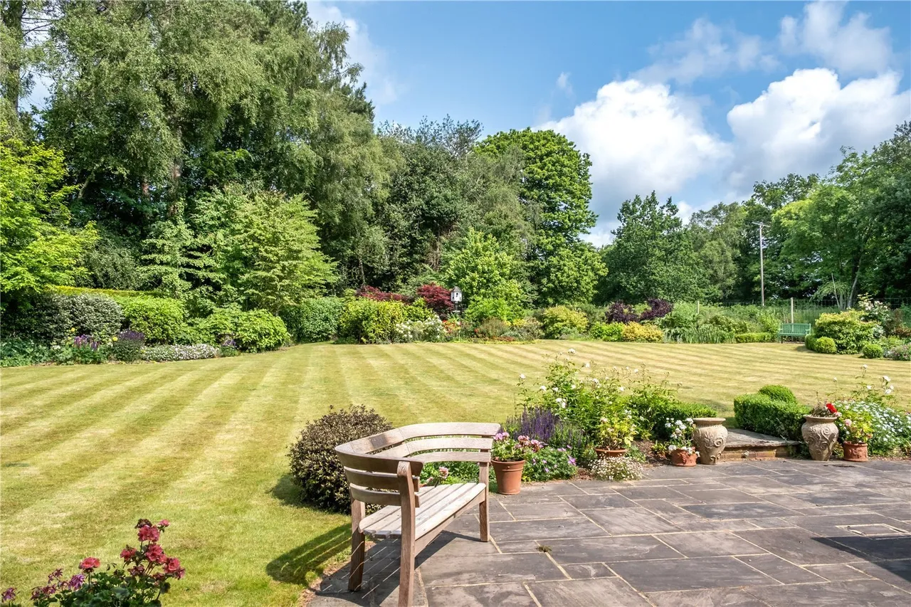 Kings Drive, Midhurst, GU29, photo 15