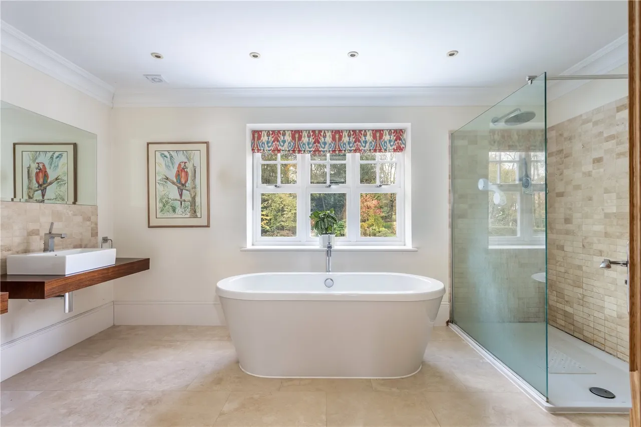 Kings Drive, Midhurst, GU29, photo 12
