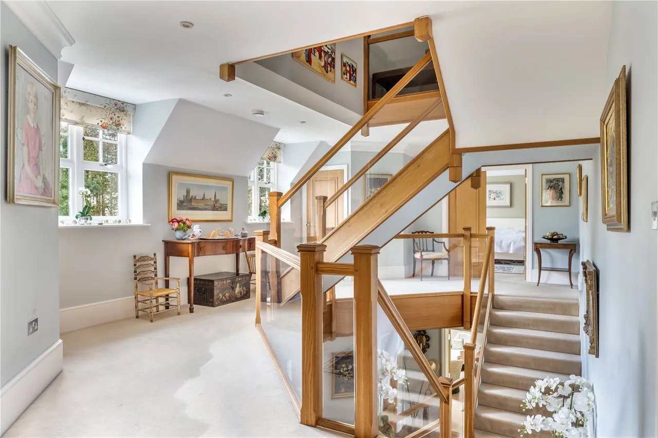 Kings Drive, Midhurst, GU29, photo 8