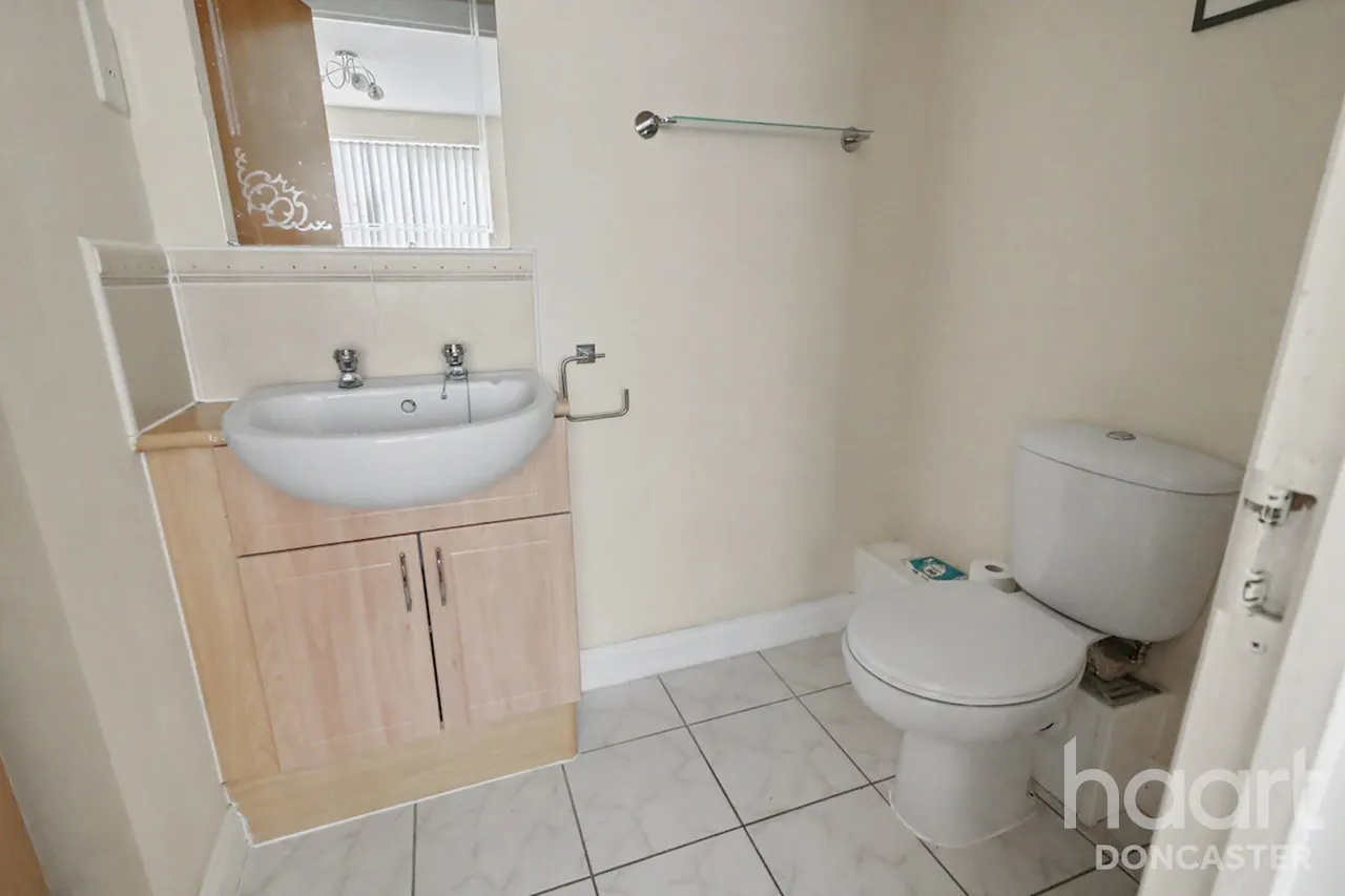 Reeves Way, Armthorpe, DN3, photo 8