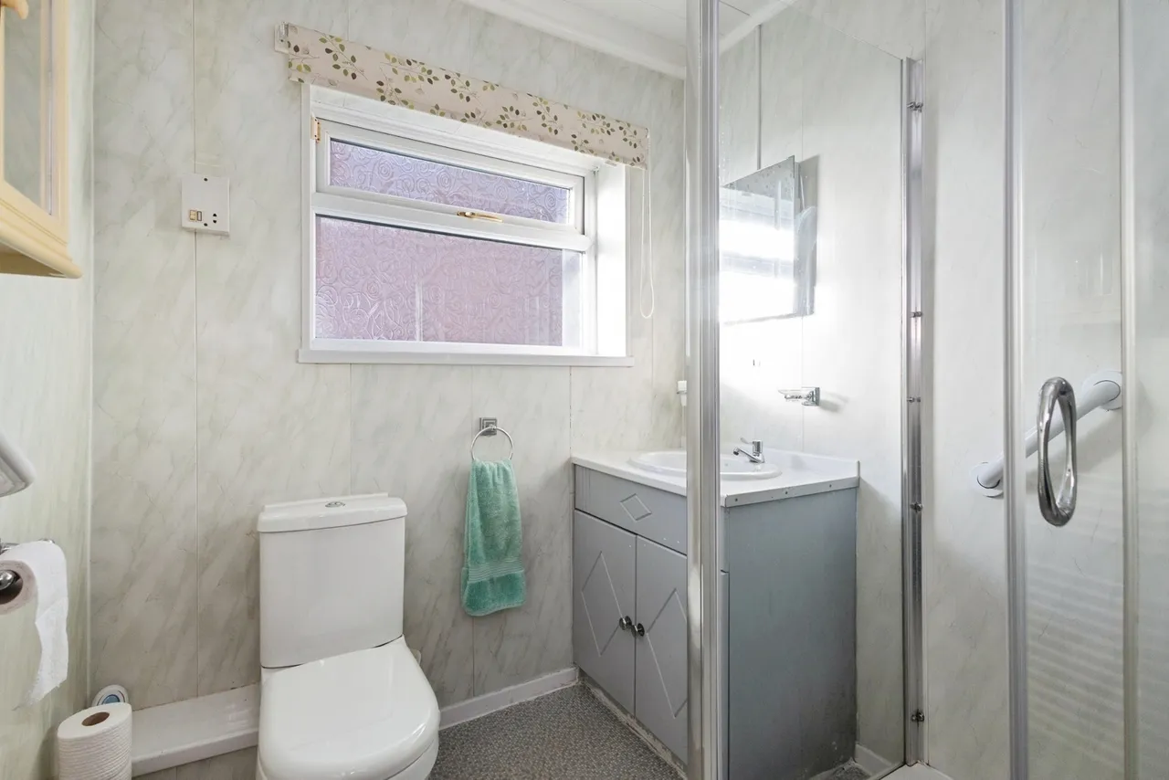 Martin Close, Denton, Manchester, Greater Manchester, M34, photo 14