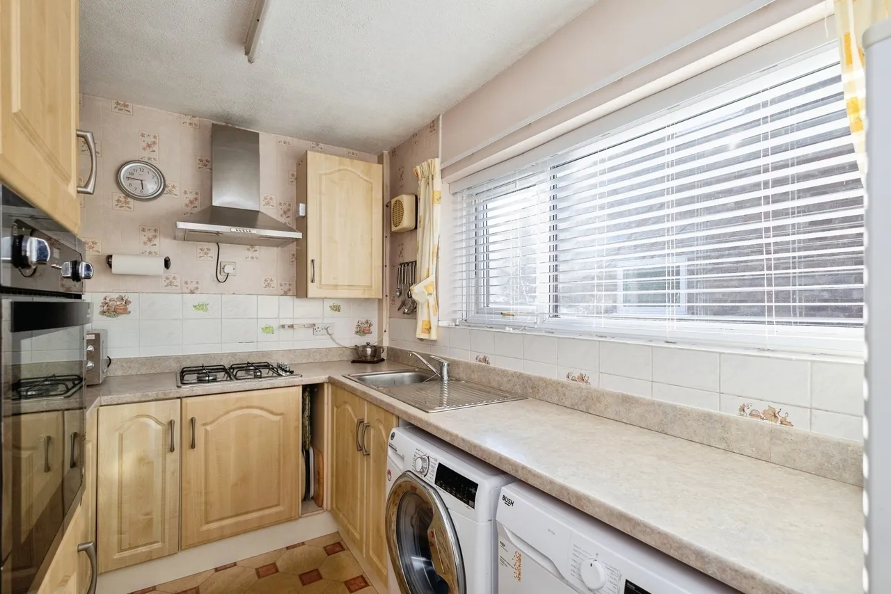 Martin Close, Denton, Manchester, Greater Manchester, M34, photo 4