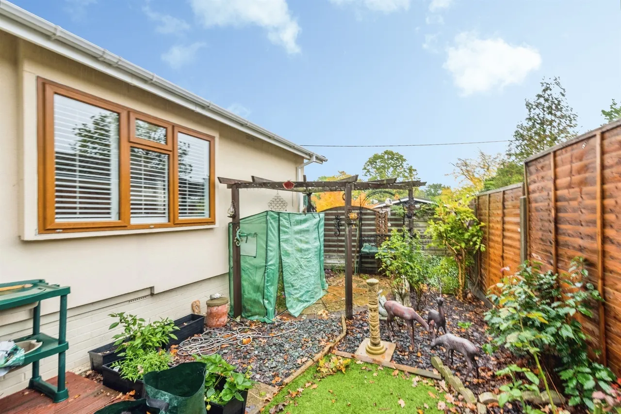Sycamore Crescent, Radley, OX14, photo 18