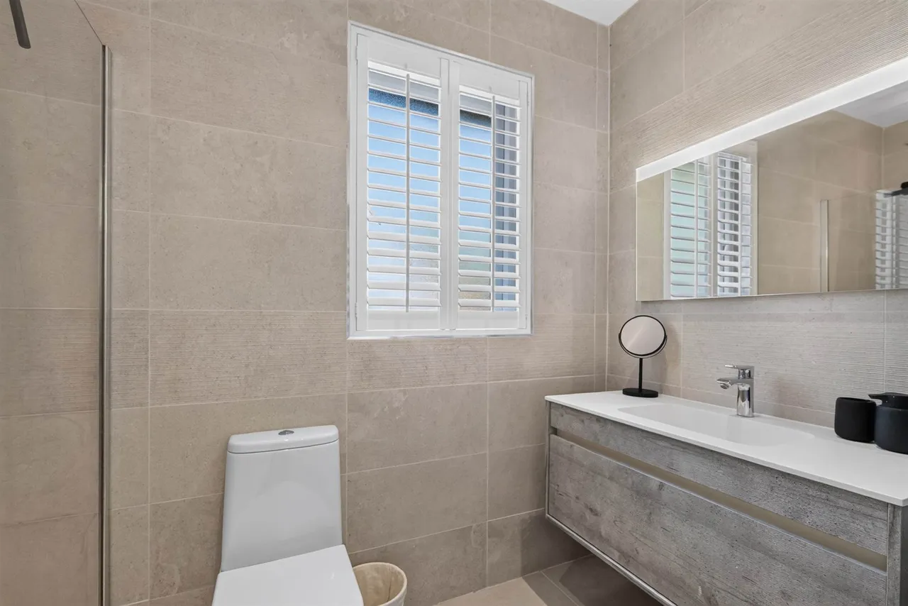 Wandsworth Drive, Belfast, BT4, photo 33