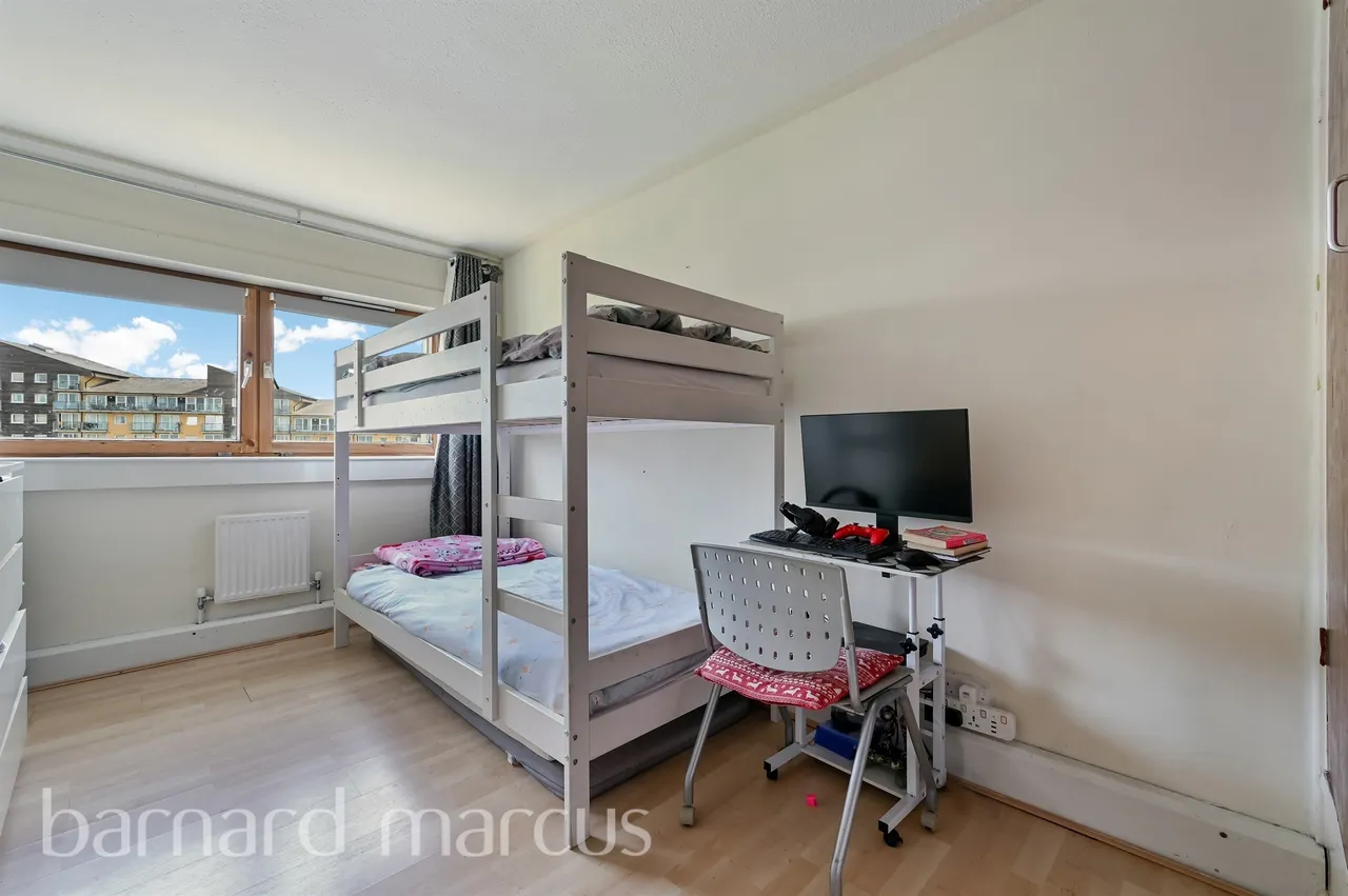 Lemon Grove, Feltham, TW13, photo 8