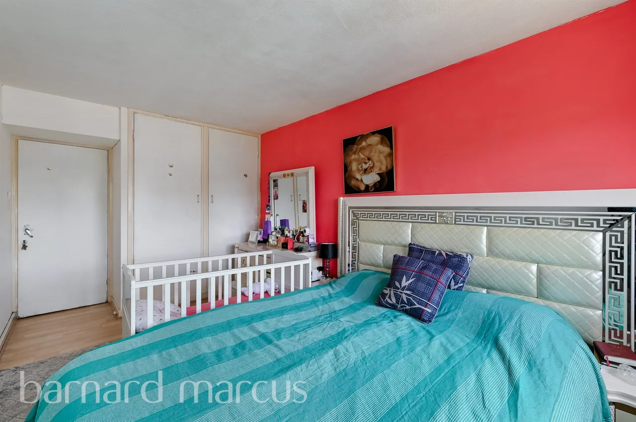 Lemon Grove, Feltham, TW13, photo 7