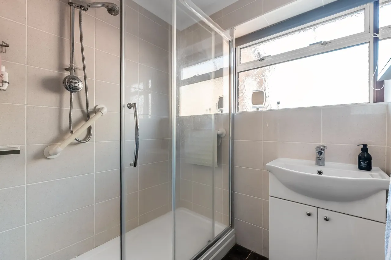 Charlock Way, Burpham, GU1, photo 12