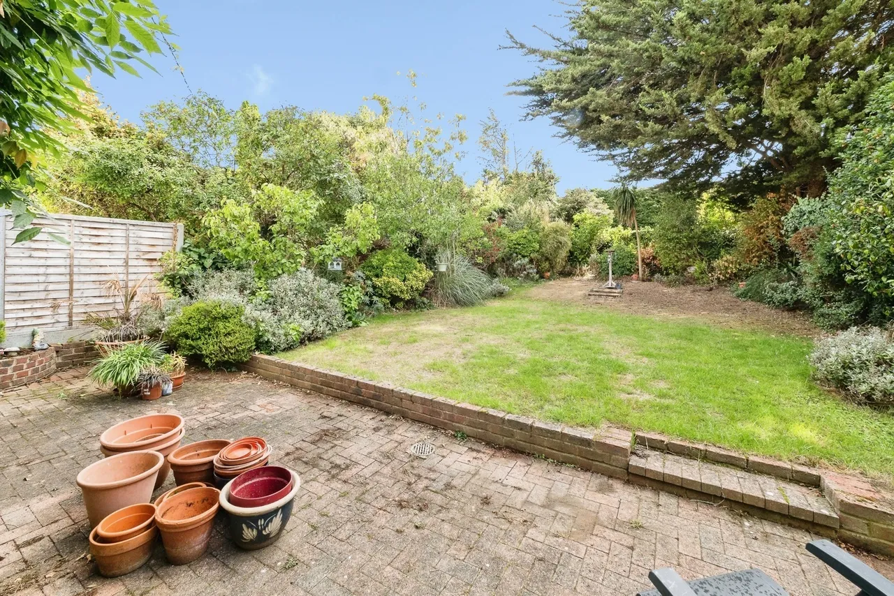 Mount Pleasant Road, Chigwell, IG7, photo 15
