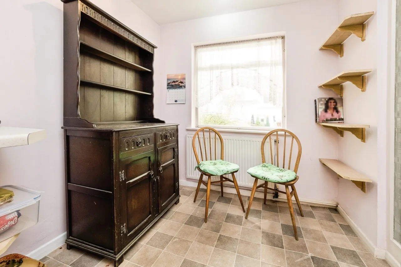 Mount Pleasant Road, Chigwell, IG7, photo 7