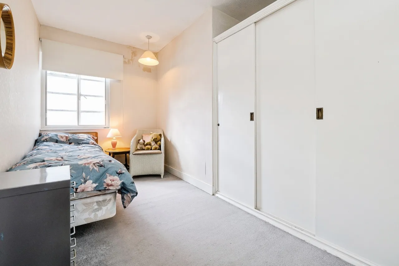 Mount Pleasant Road, Chigwell, IG7, photo 21