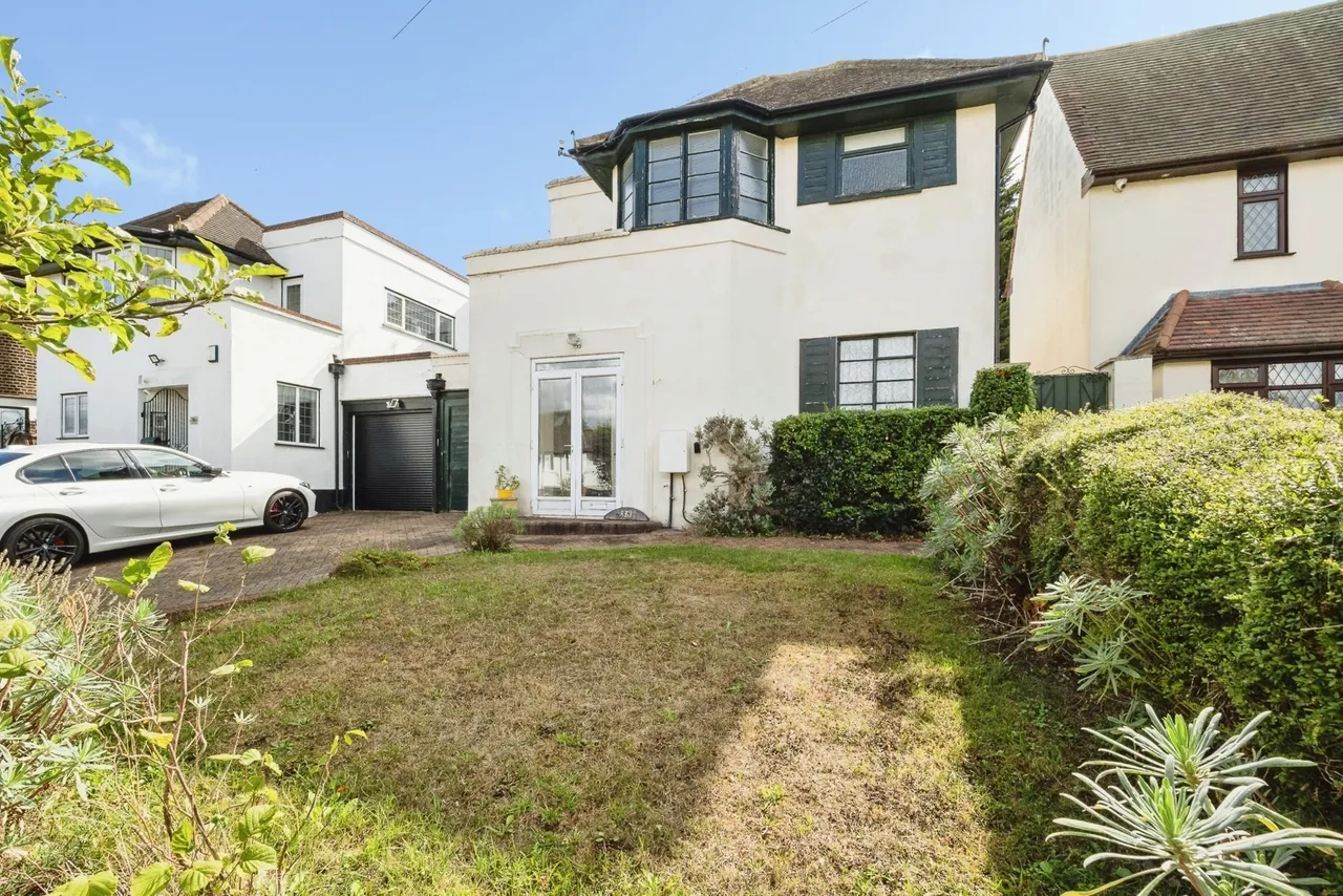 3 bed house for sale, Mount Pleasant Road, Chigwell, IG7