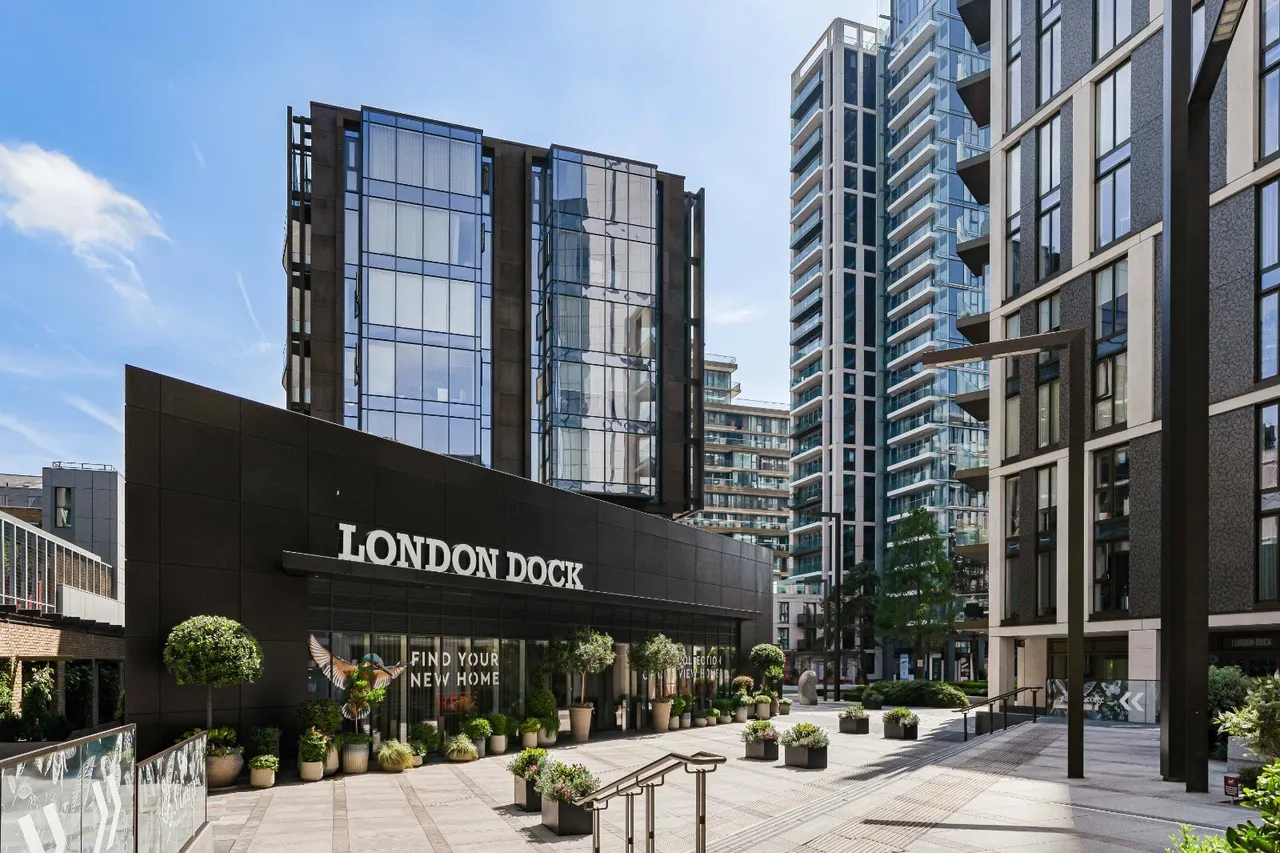 London Dock, London, E1W, photo 15