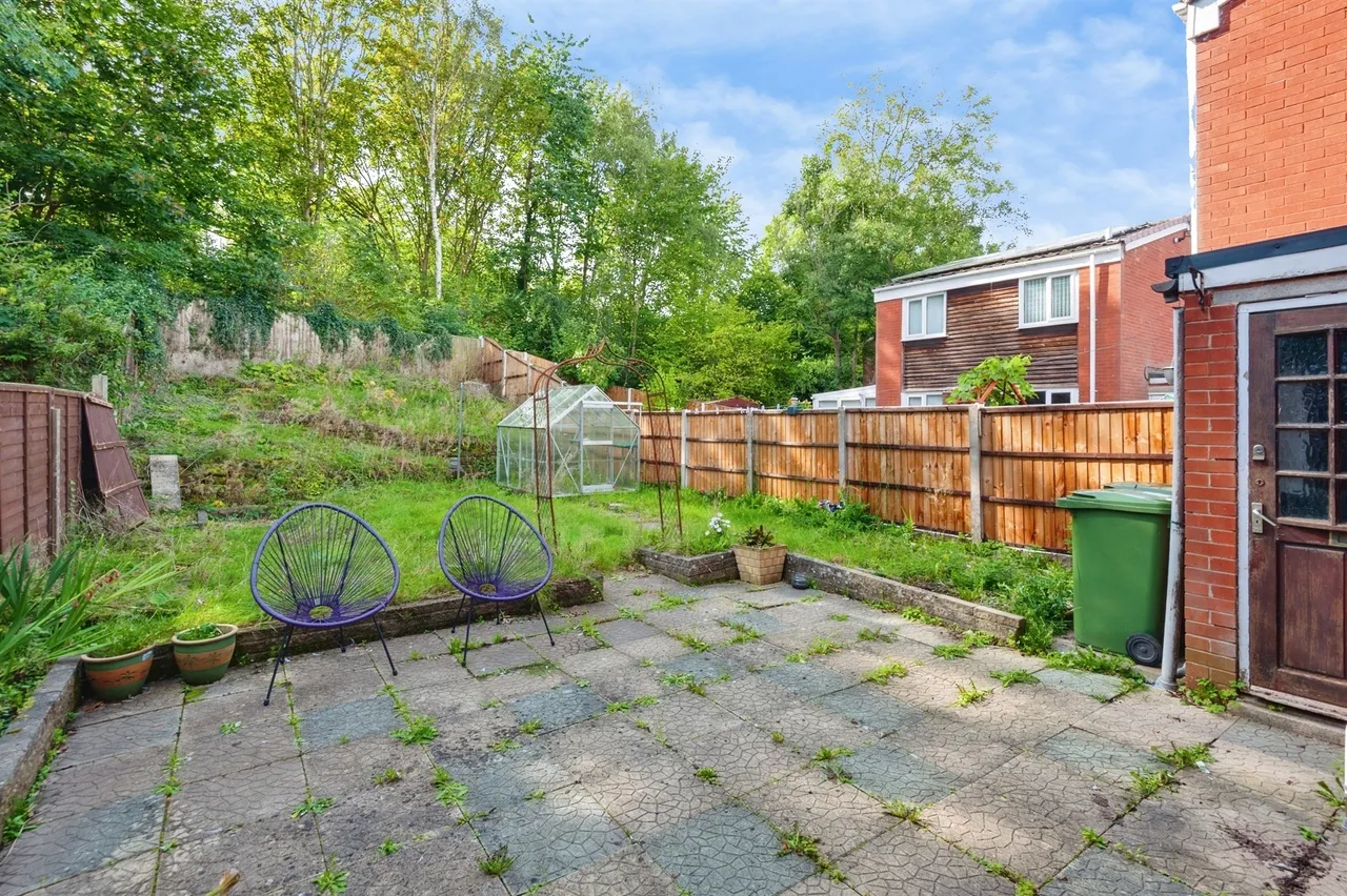 Porthleven Road, Brookvale, WA7, photo 15