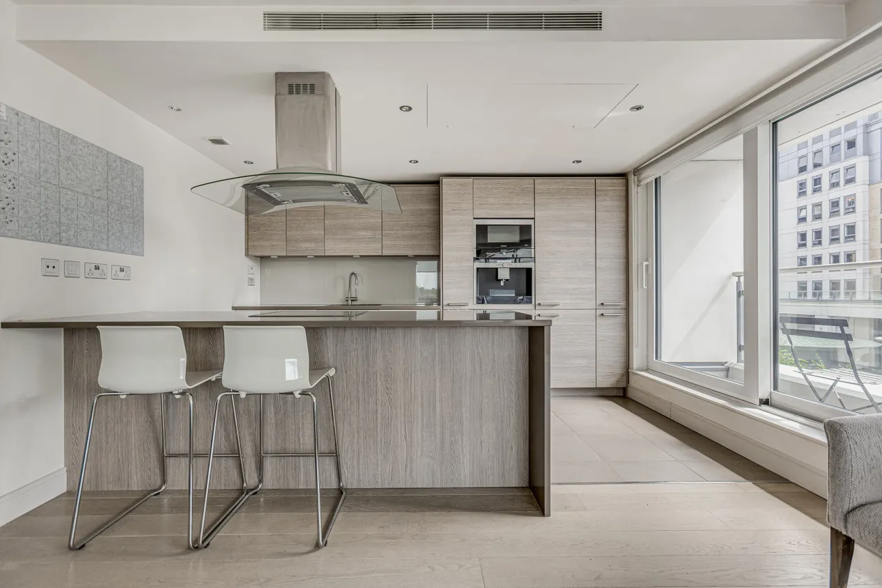Townmead Road, London, SW6, photo 3