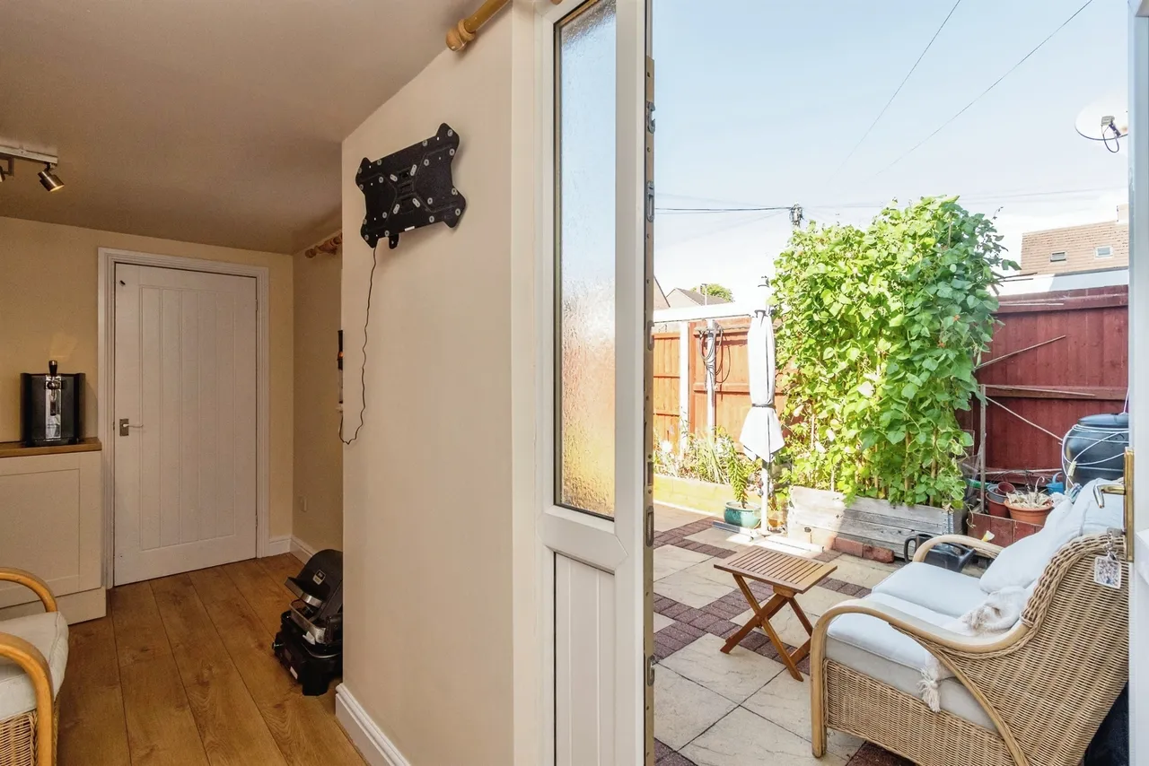 Glencoe Drive, Cannock, WS11, photo 10