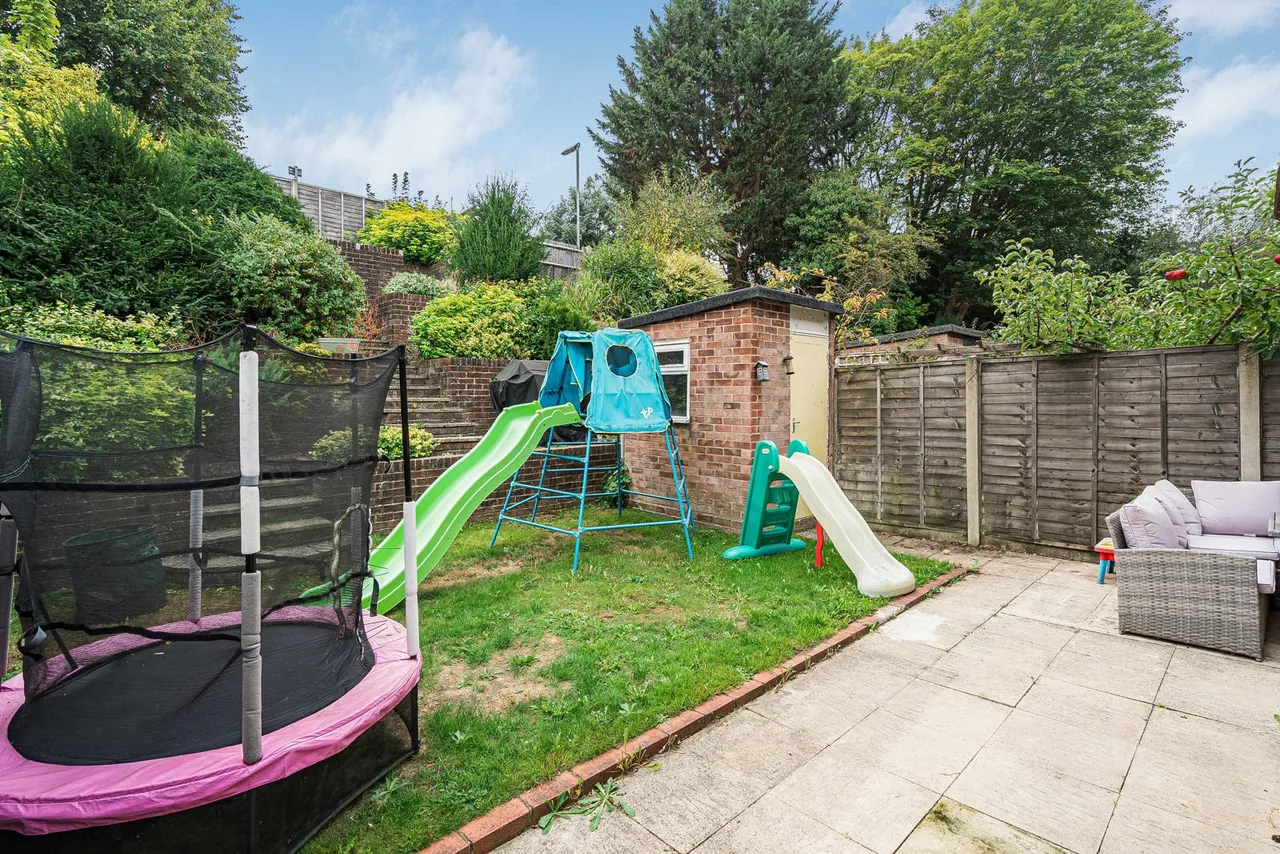 Arthur Close, Farnham, GU9, photo 9