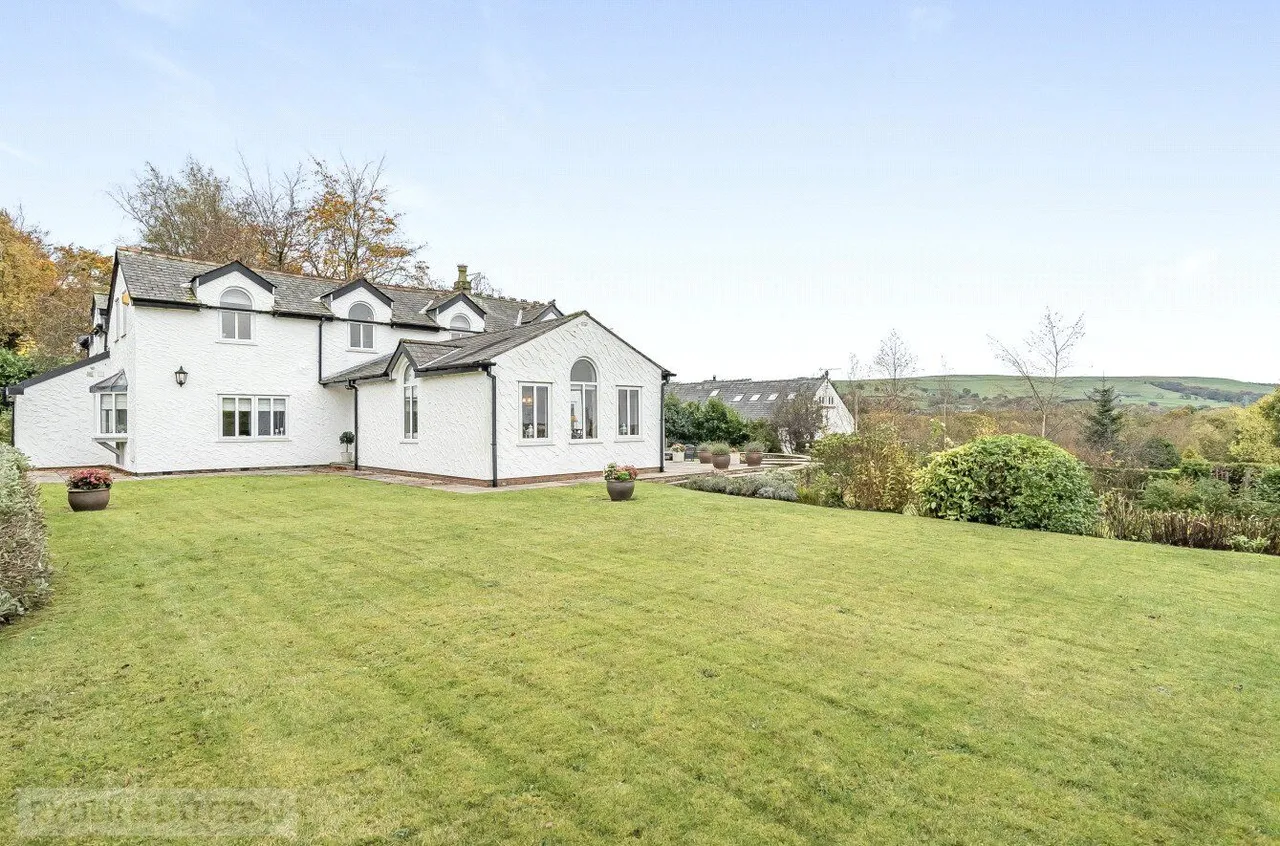 Long Lane, Glossop, SK13, photo 31