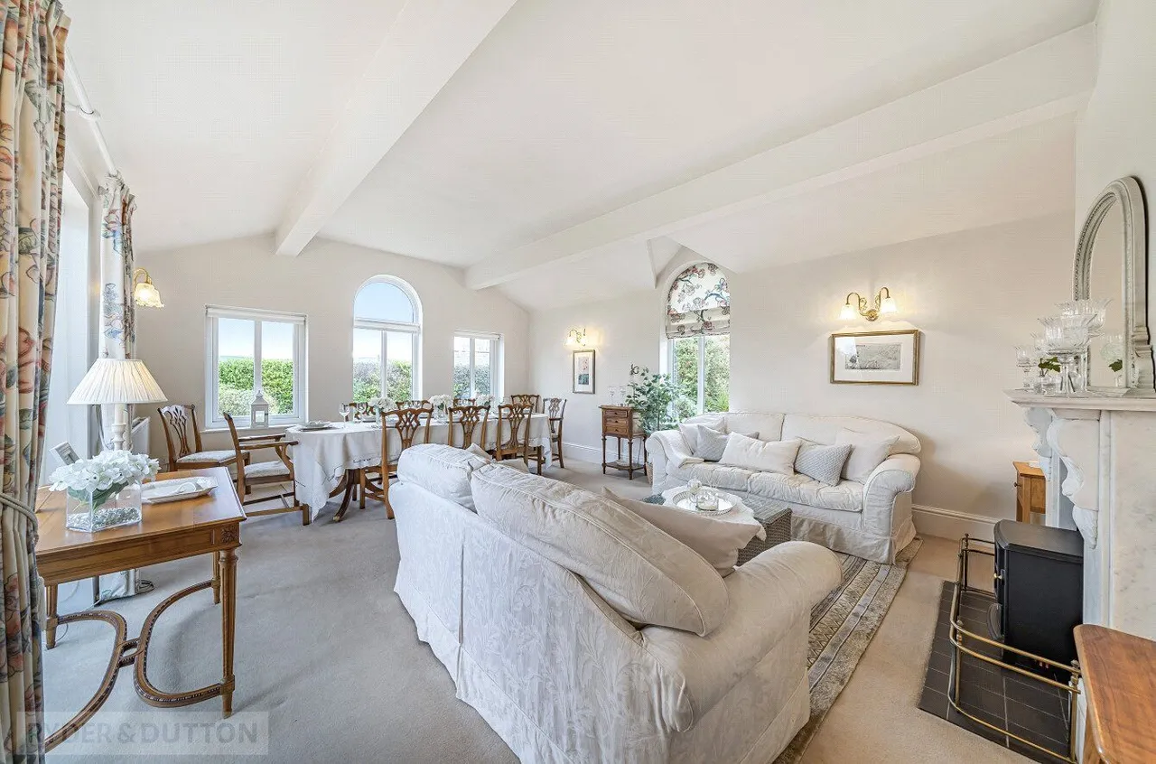 Long Lane, Glossop, SK13, photo 10