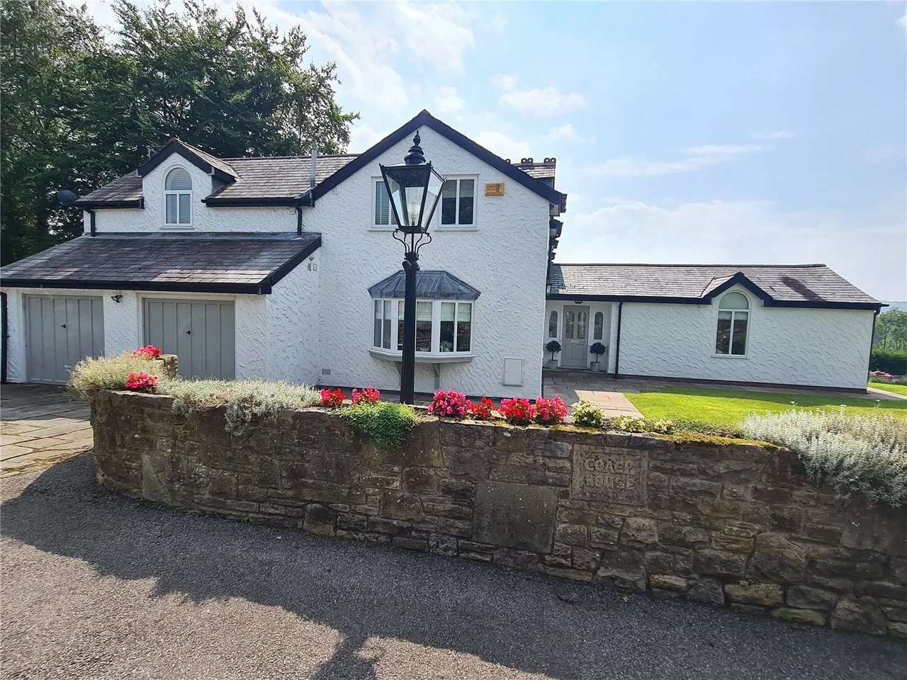 Long Lane, Glossop, SK13, photo 2