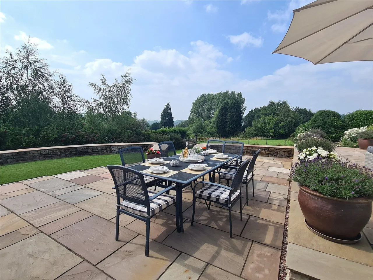 Long Lane, Glossop, SK13, photo 33