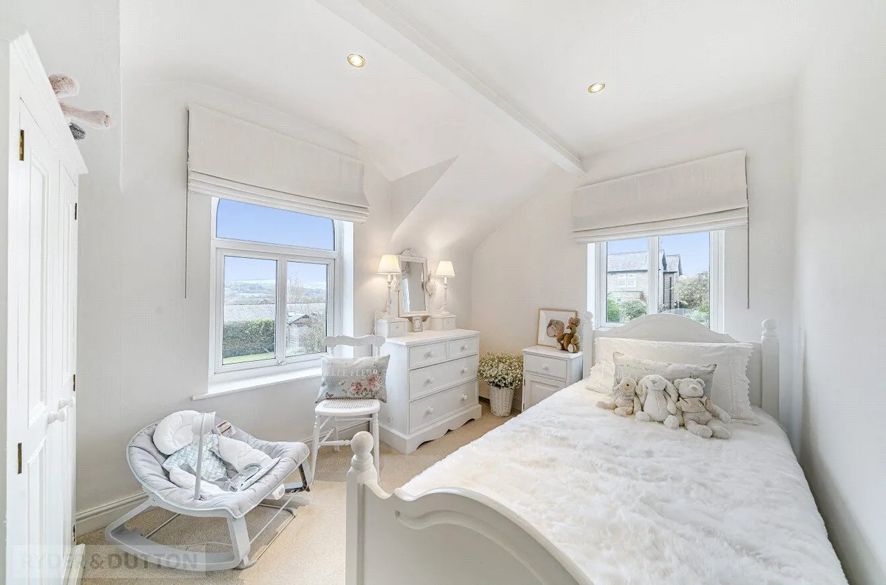 Long Lane, Glossop, SK13, photo 20