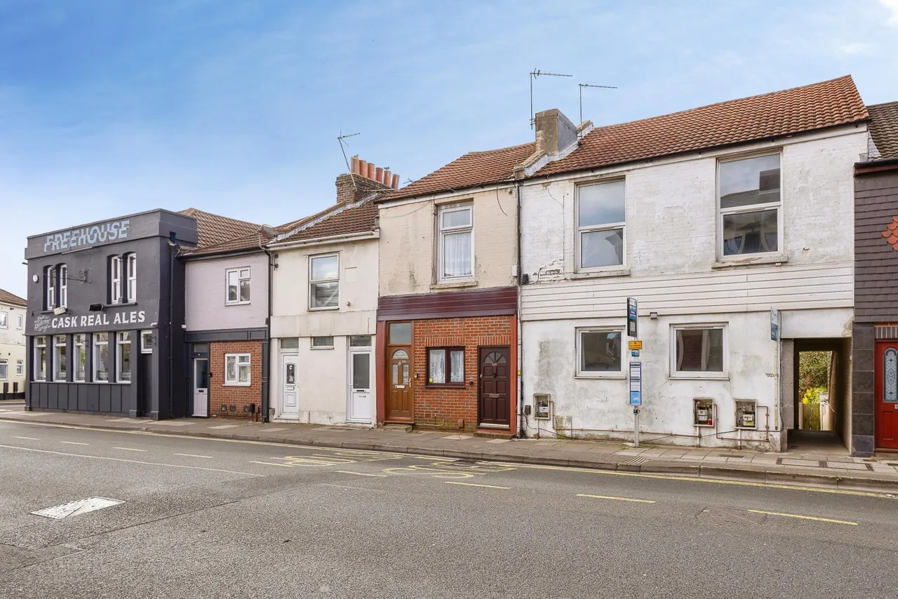 2 bed flat for sale, Highland Road, Southsea, PO4
