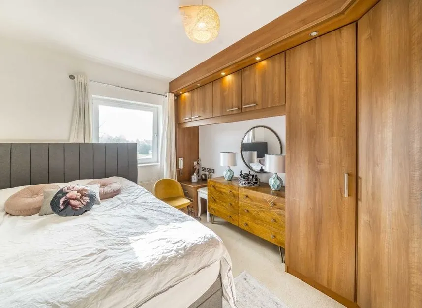 Ballards Lane, Finchley, N3, photo 4