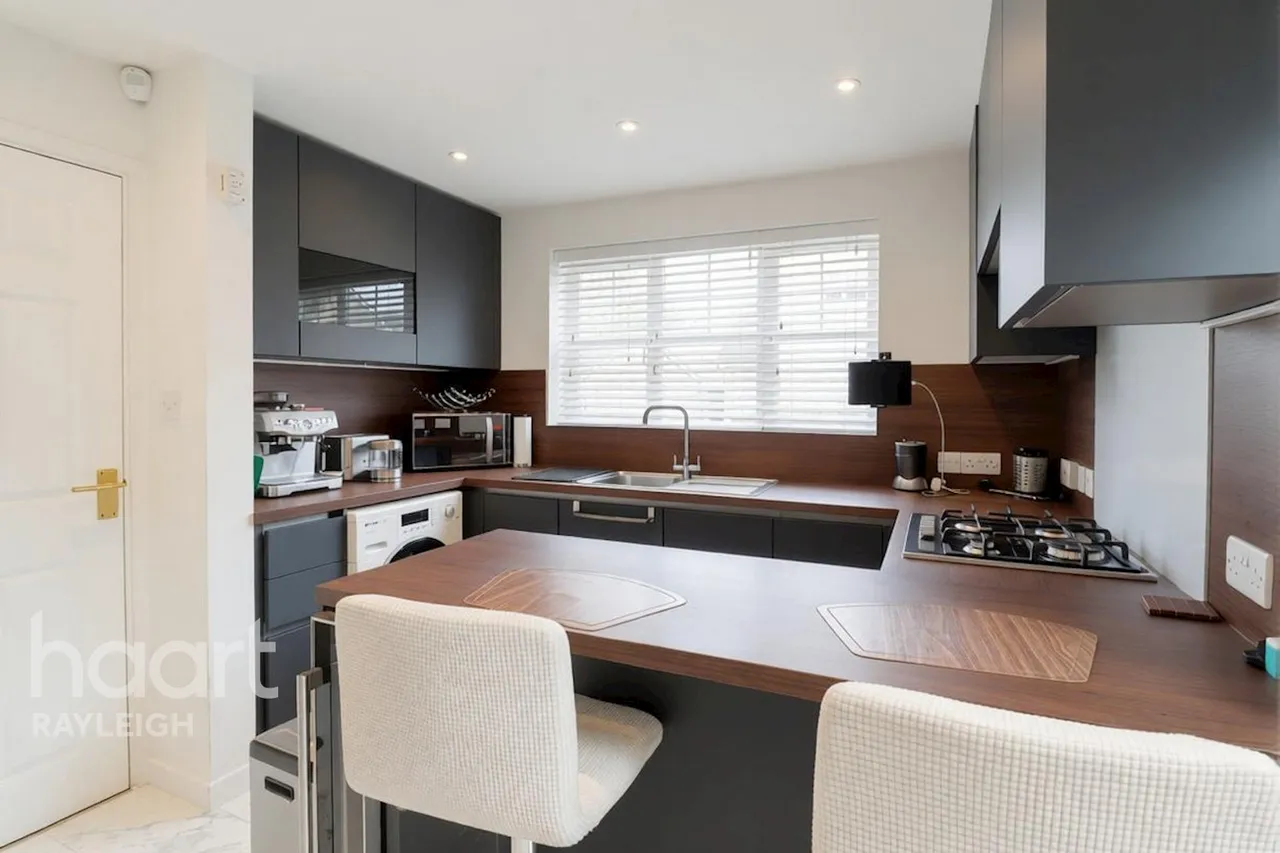 Grosvenor Road, Rayleigh, SS6, photo 7