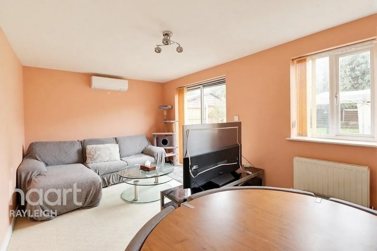 Grosvenor Road, Rayleigh, SS6, photo 4