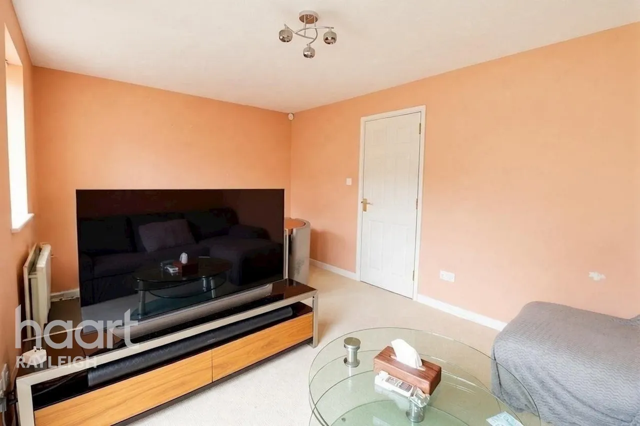 Grosvenor Road, Rayleigh, SS6, photo 5