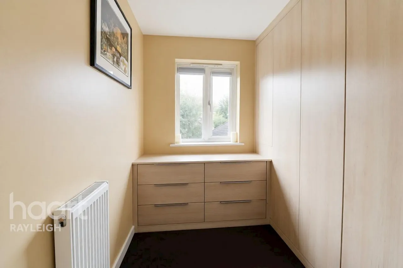 Grosvenor Road, Rayleigh, SS6, photo 15
