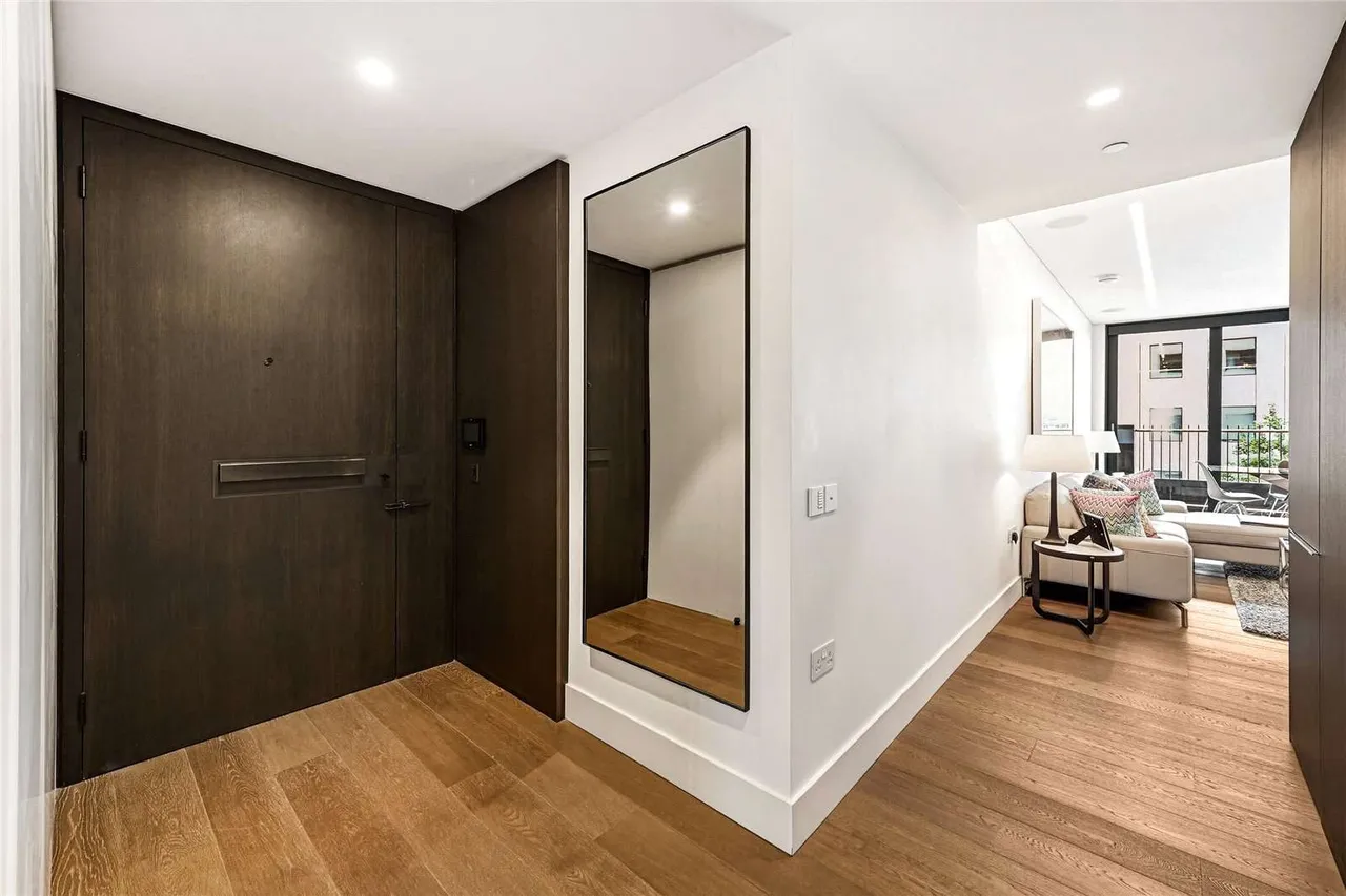 Rathbone Place, London, W1T, photo 5