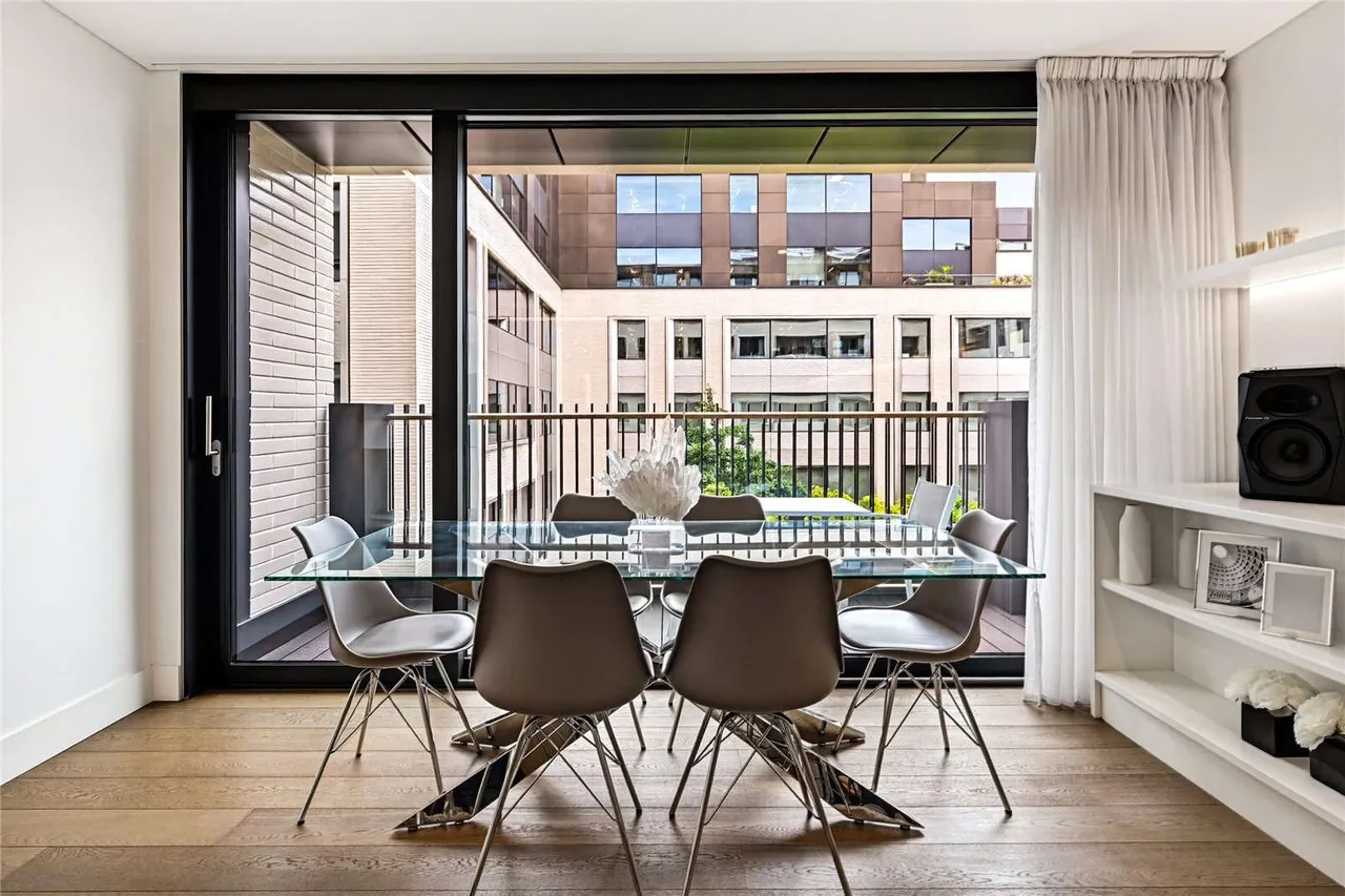 Rathbone Place, London, W1T, photo 6