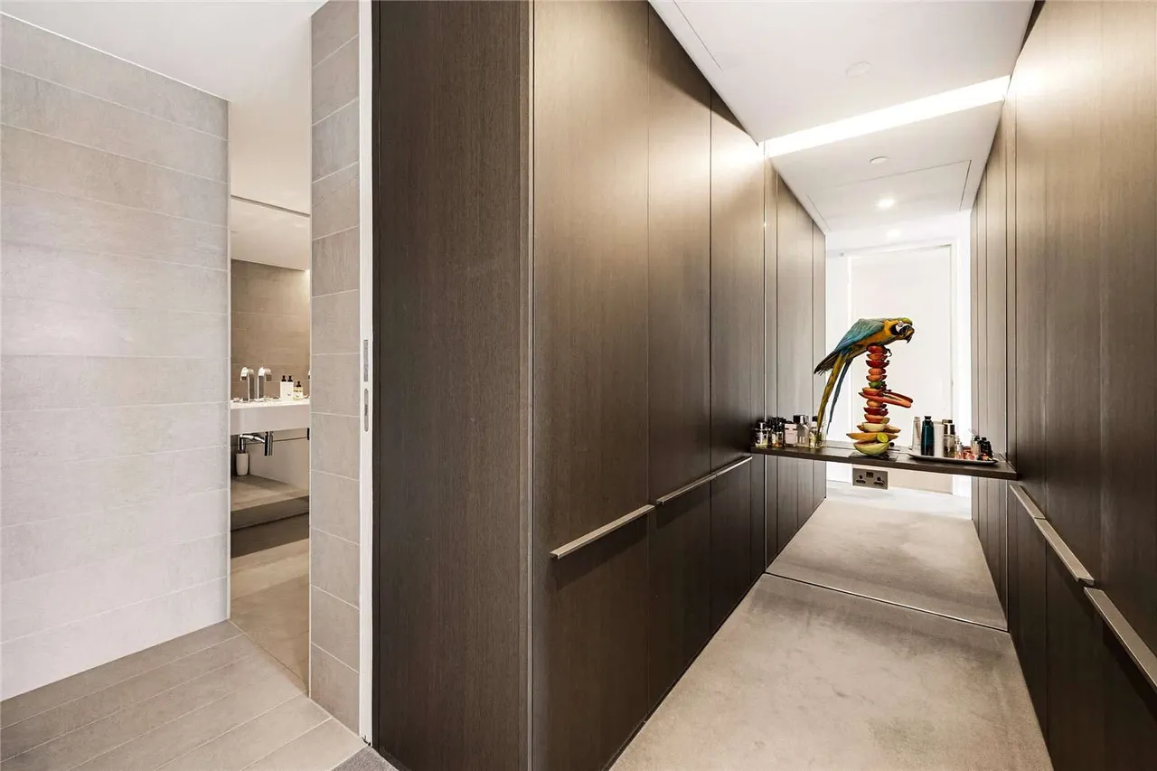 Rathbone Place, London, W1T, photo 10