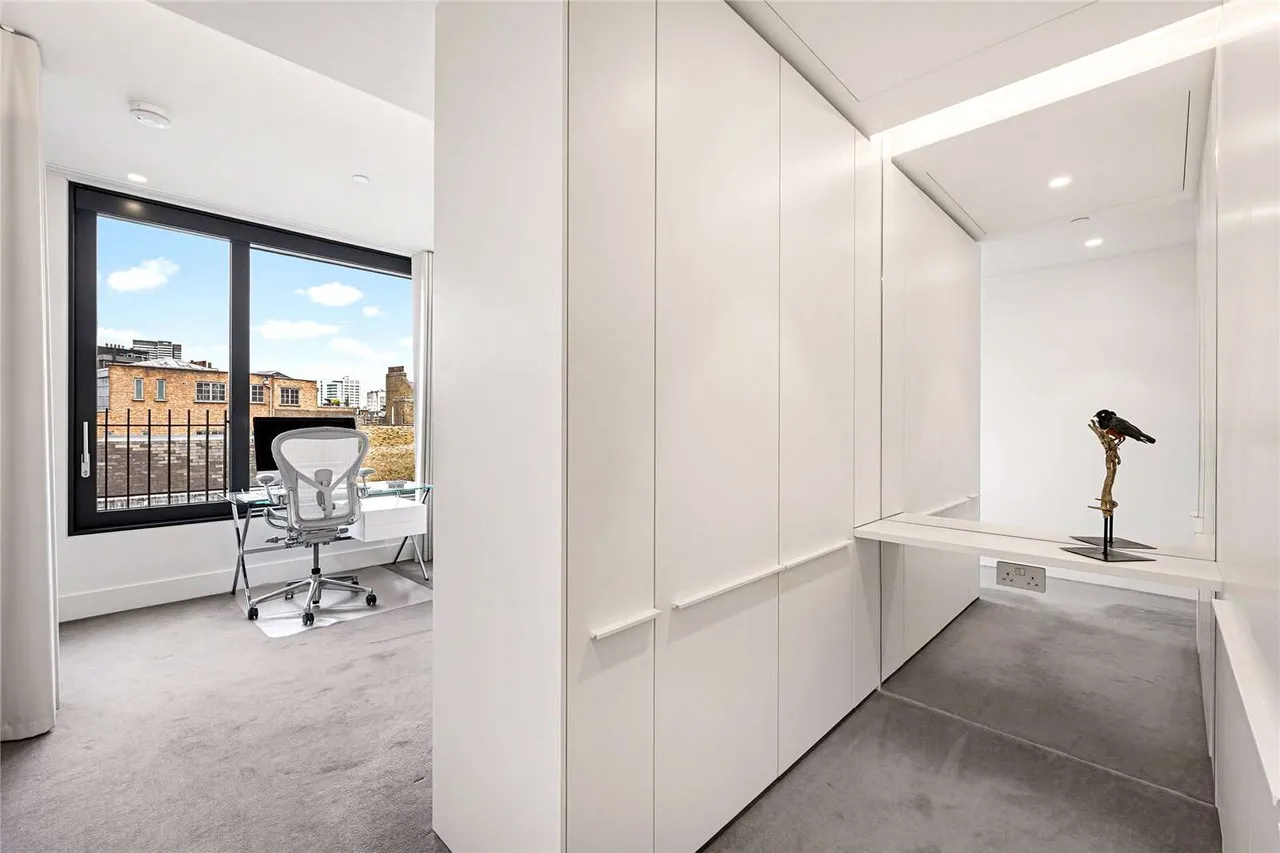Rathbone Place, London, W1T, photo 11