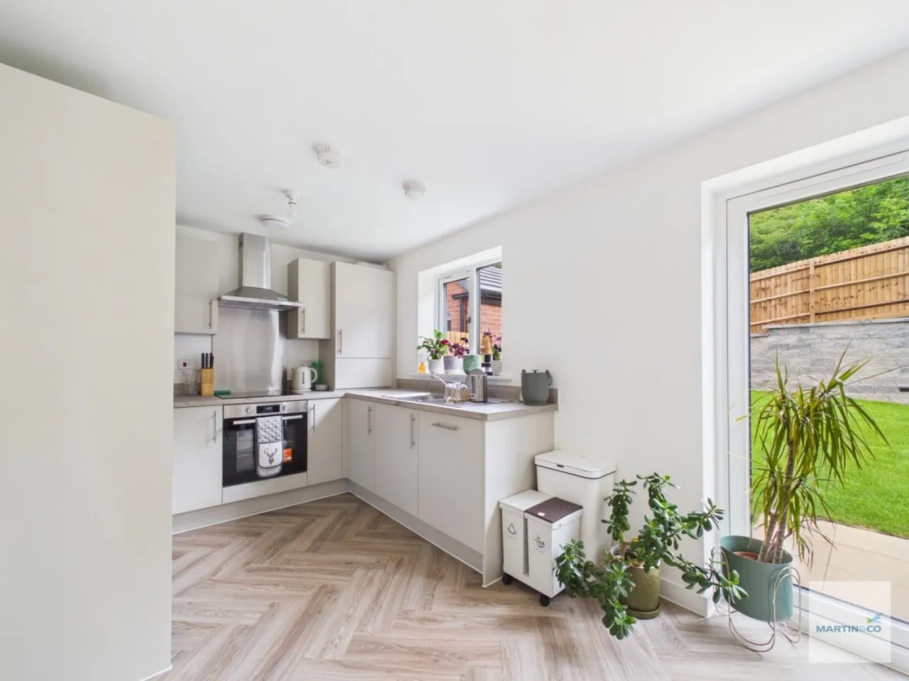 Herbert Street, Eastwood, NG16, photo 21
