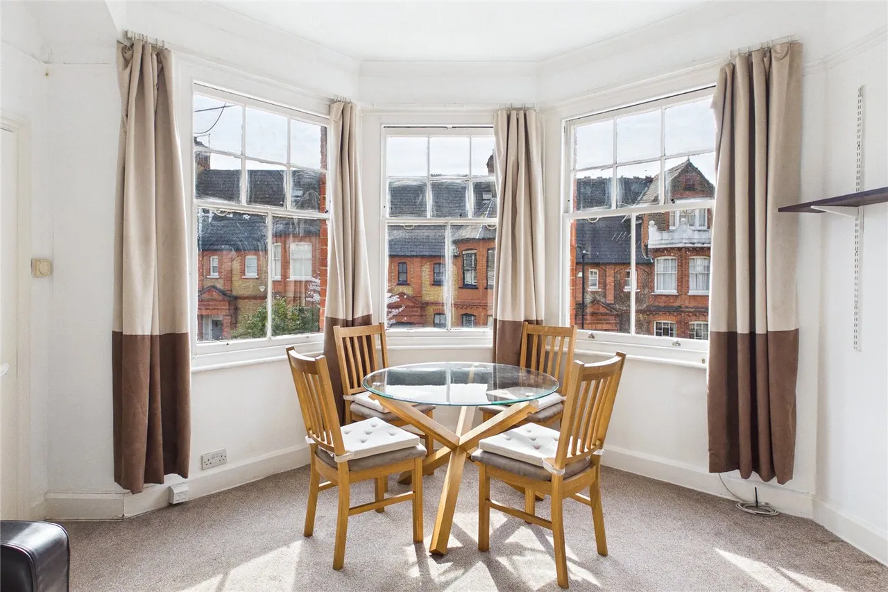 Kirkstall Road, London, SW2, photo 6