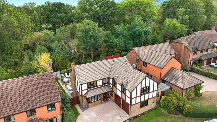 Matthews Chase, Binfield, RG42, photo 40