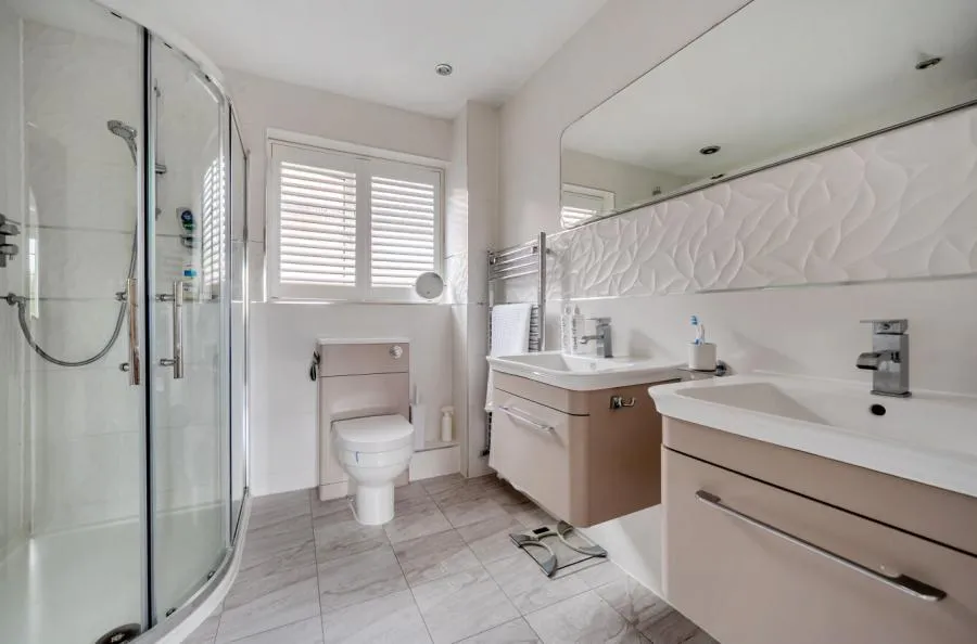 Matthews Chase, Binfield, RG42, photo 9