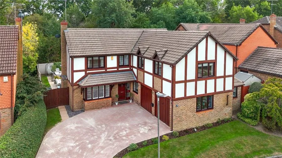 Matthews Chase, Binfield, RG42, photo 37