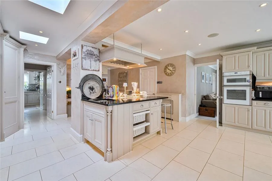 Matthews Chase, Binfield, RG42, photo 31