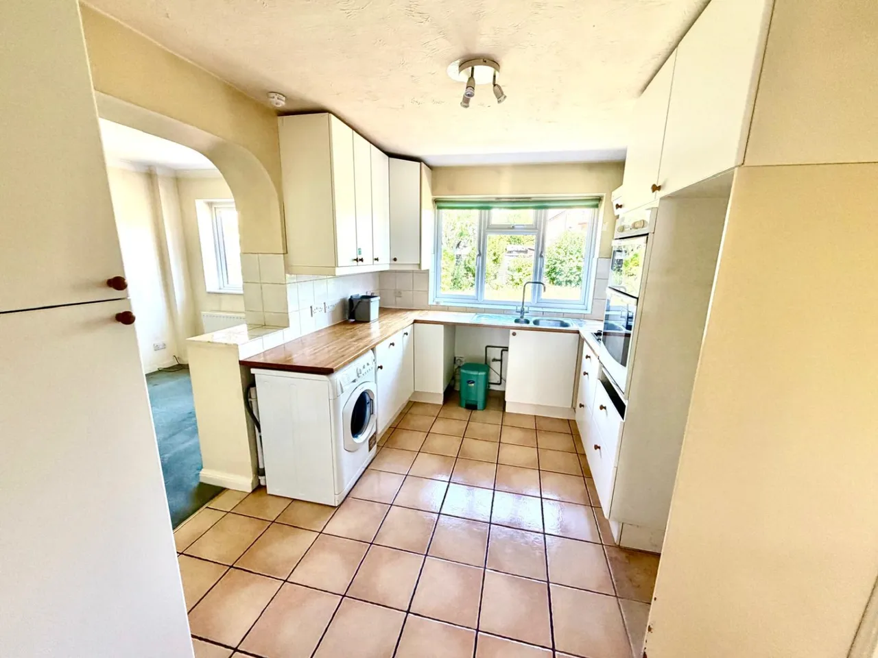 Thirlmere Close, Surrey Egham, TW20, photo 3
