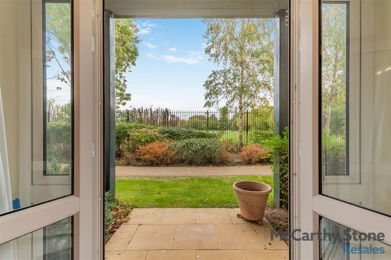 2 bed flat for sale, Recreation Road, Bromsgrove, B61