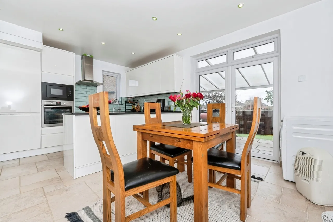 Lowlands Road, Aveley, South Ockendon, Essex, RM15, photo 5