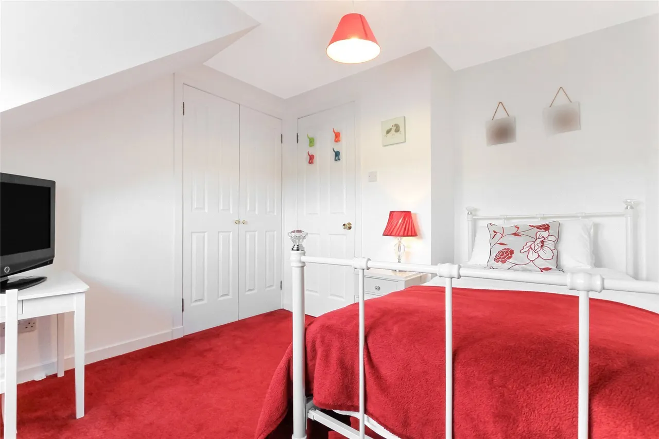 Fairford Drive, Cumbernauld, Glasgow, North Lanarkshire, G67, photo 19