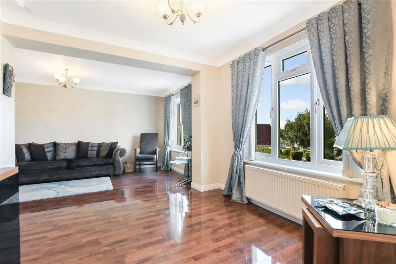 Fairford Drive, Cumbernauld, Glasgow, North Lanarkshire, G67, photo 9