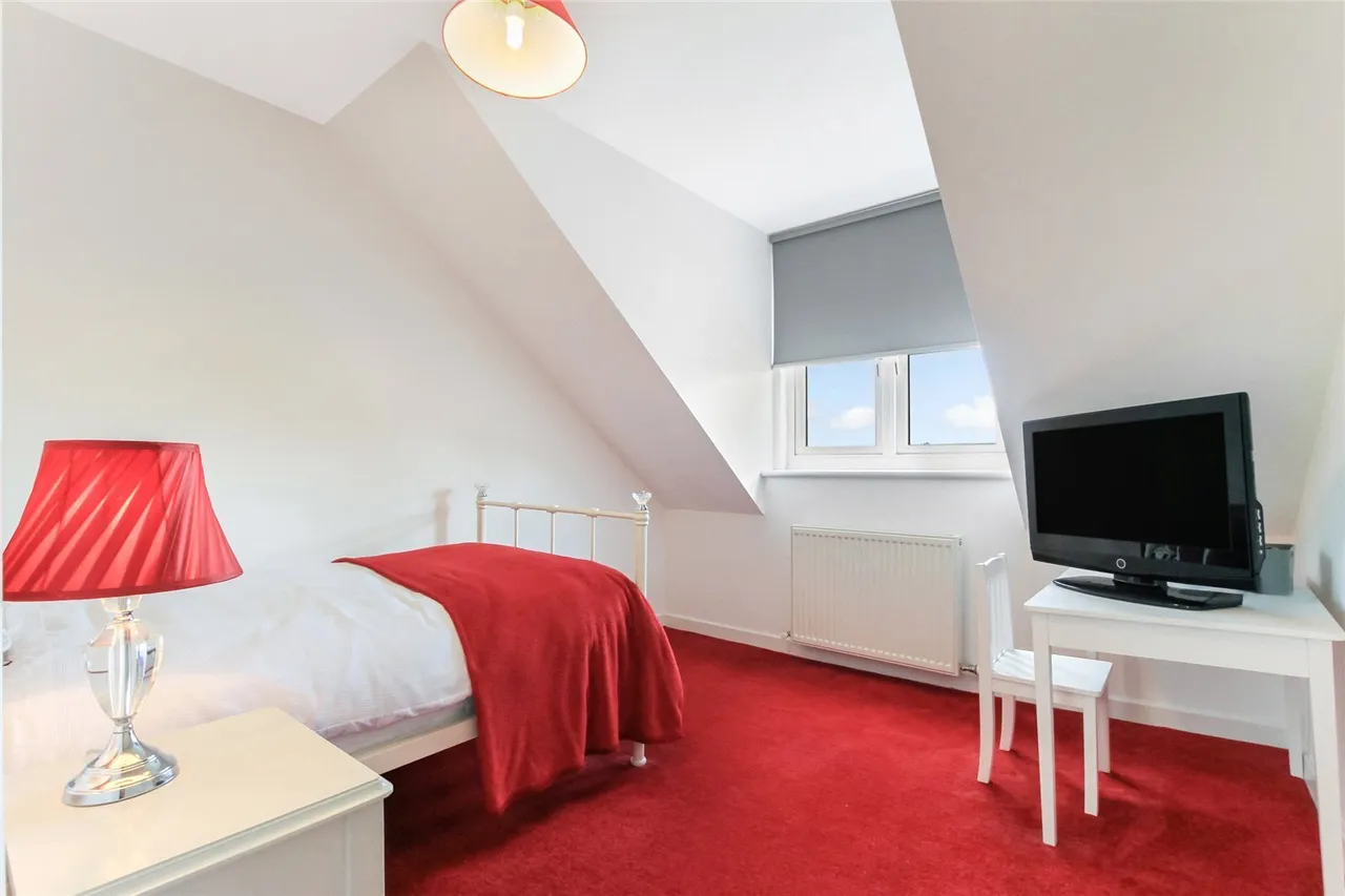 Fairford Drive, Cumbernauld, Glasgow, North Lanarkshire, G67, photo 18