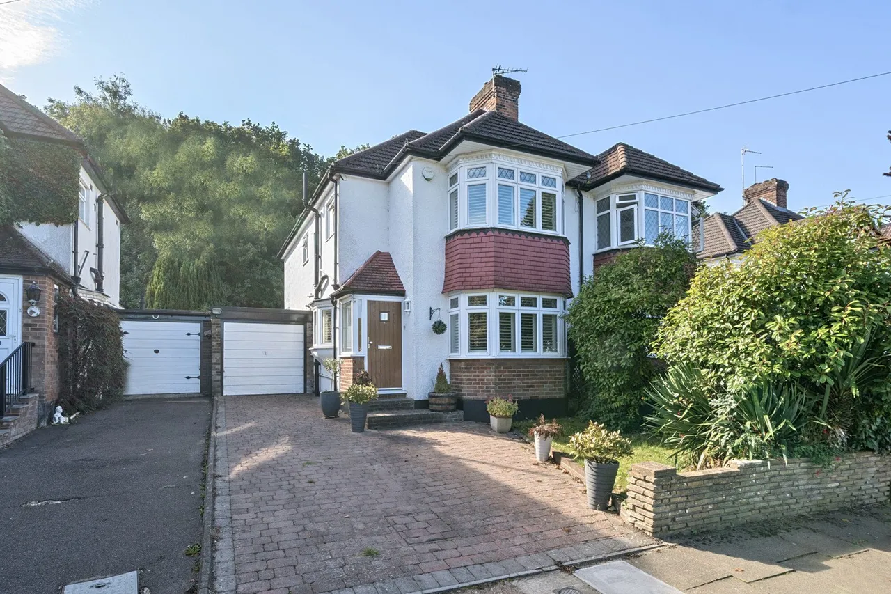 4 bed house for sale — Spring Gardens, BR6