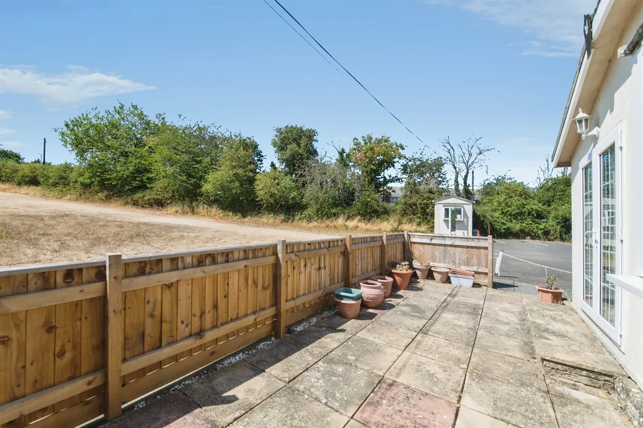 Rydon Lane, Exeter, EX2, photo 12