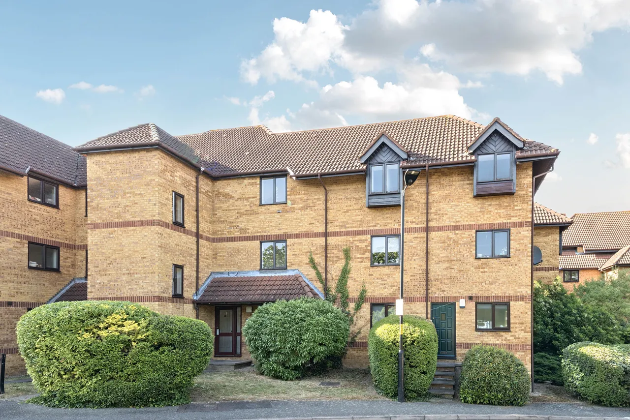 11 Linwood Close, London, photo 7